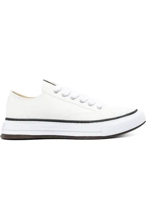 Maison Mihara Yasuhiro Yucca pointed-toe sneakers