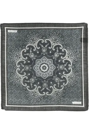 TAGLIATORE Medallion-print pocket scarf