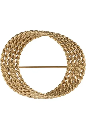 Monet 1970s wreath brooch