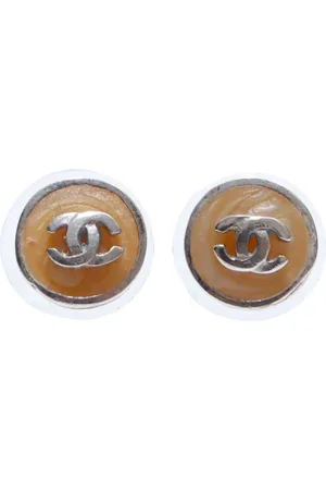 CHANEL 2000 CC button clip-on earrings