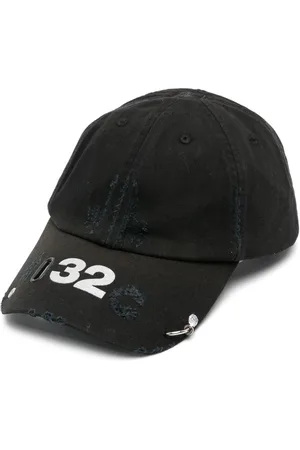 032c Multimedia piercing-detail hat