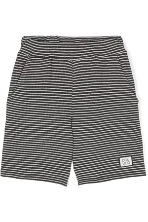 DOUUOD KIDS Logo-patch striped shorts
