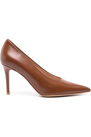 Gianvito Rossi Pointed-toe leather pumps