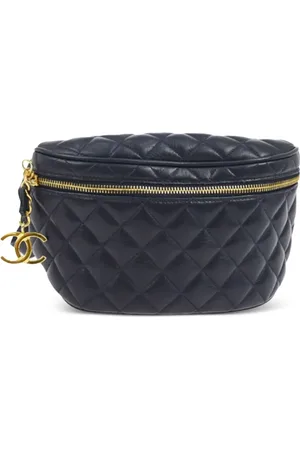 CHANEL 1991 diamond-quilted leather belt bag