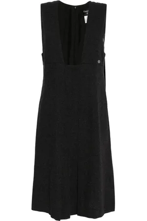 CHANEL 1999 plunge-style cashmere dress