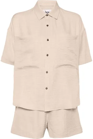 Izzue Classic-collar drop-shoulder shorts set