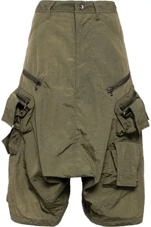 JULIUS Mid-rise drop-crotch cargo shorts