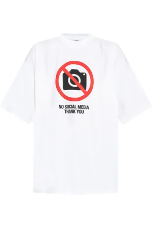 Vetements No Social Media T-shirt