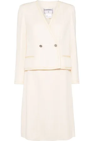 CHANEL 2000 double-breasted skirt suit