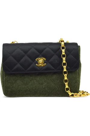 CHANEL 1990 Straight Flap shoulder bag
