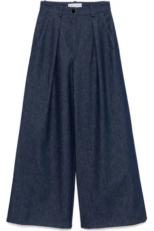 Rowen Rose Pleat-detail jeans