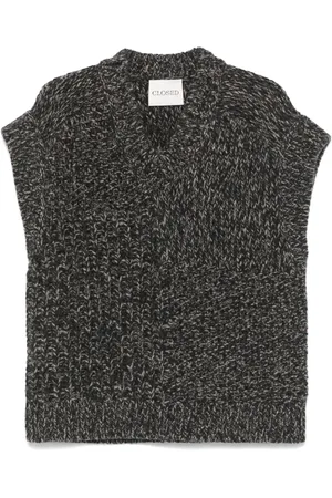 Closed Wool vest