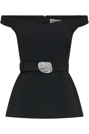Nicholas Fifi top