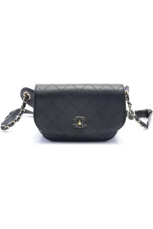 CHANEL 2019 CC turn-lock belt bag