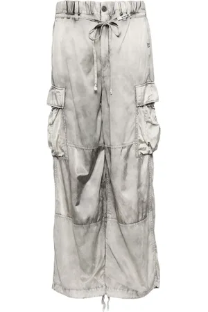 Maison Mihara Yasuhiro Logo-patch cargo trousers