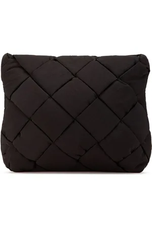Bottega Veneta 2012-2023 Intrecciato Cassette Woven Padding Document clutch bag