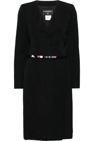 CHANEL 2000 single breasted skirt suit