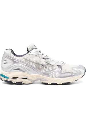 Mizuno Wave Rider 10 sneakers