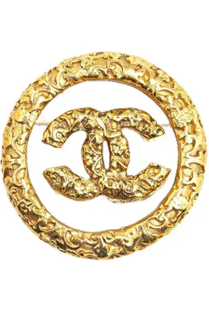 CHANEL 1993 Plated CC Round costume brooch