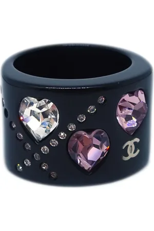 CHANEL 2004 CC heart-embellished ring