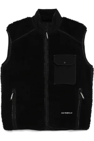 and wander Fleece vest