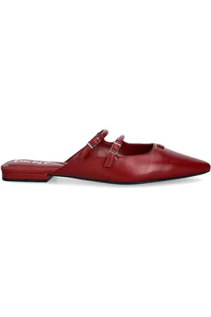 DKNY Leather slippers