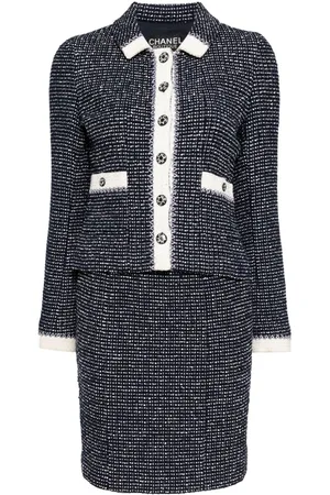 CHANEL 1996 skirt suit
