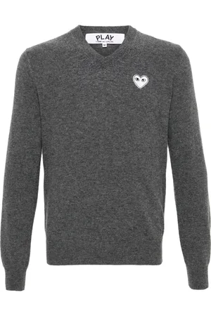 Comme des Garçons Heart-patch V-neck wool jumper
