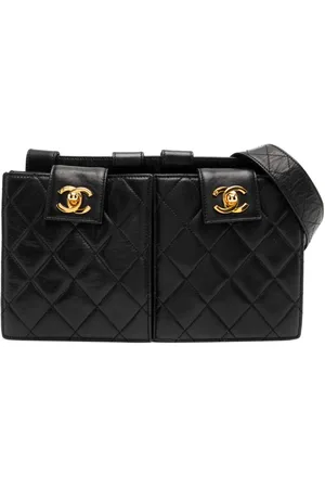 CHANEL 1992 Fanny belt bag