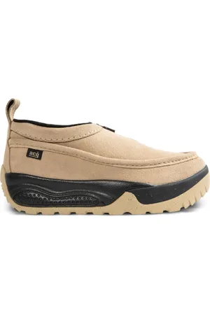 Nike ACG Izy shoes