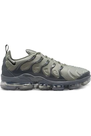 Nike Air VaporMax Plus sneakers