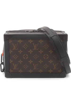 LOUIS VUITTON 2018 Soft Trunk shoulder bag