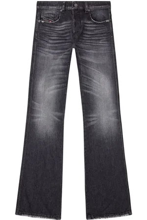 Diesel 1998 D-Buck 09L50 bootcut jeans