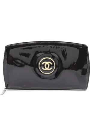 CHANEL 2009-2010 CC patent-leather wallet