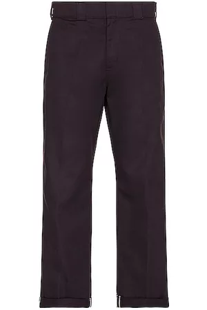 Dickies Regular Fit Cuffed Straight Leg Pant in Black