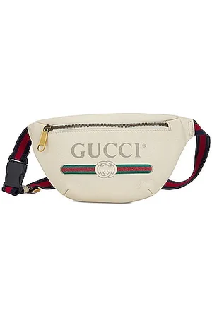 GUCCI: belt bag in GG Supreme nylon - Fuchsia