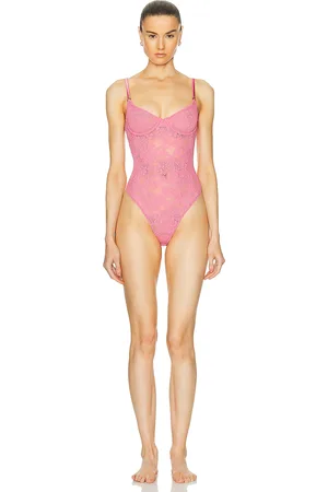 FLEUR DU MAL Le Stretch Multifit Lace Bodysuit in Pink