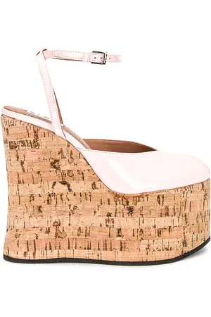 Alaïa Wedge Pump in Rose