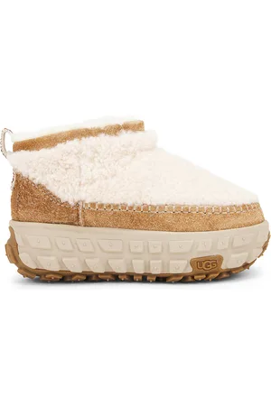 UGG Venture Daze Ultra Mini Cozy Boot in Beige