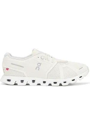 On Running Cloud 5 Sneaker in Cream