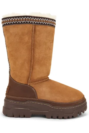 UGG Classic Tall Trailgazer Boot in Brown