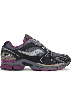 Saucony Progrid Triumph 4 in Grey