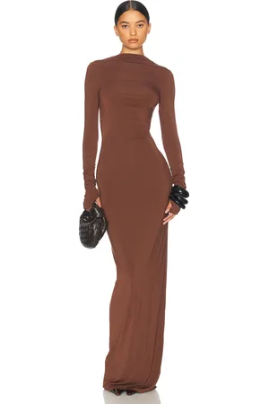 Helsa Jersey Backless Maxi Dress in Chocolate