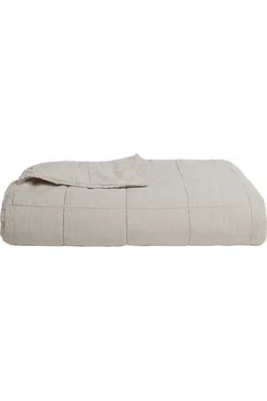 Parachute Linen Box Quilt in White