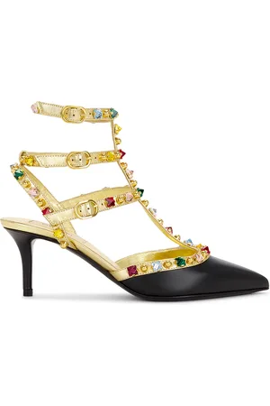 VALENTINO GARAVANI Rockstud Ankle Strap Pump in Black