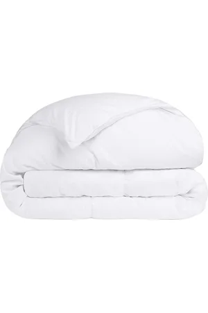 Parachute Midweight Down Alternative Duvet Insert in Beige