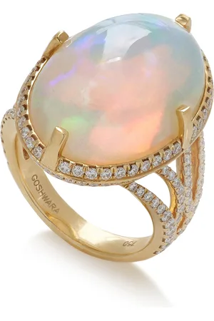 Goshwara 18K Yellow Gold Opal and Diamond Ring
