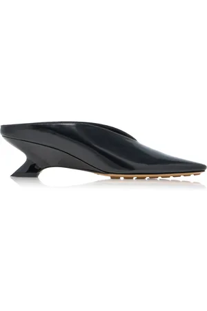 Bottega Veneta Bounty Patent Vinyl Mule Pumps