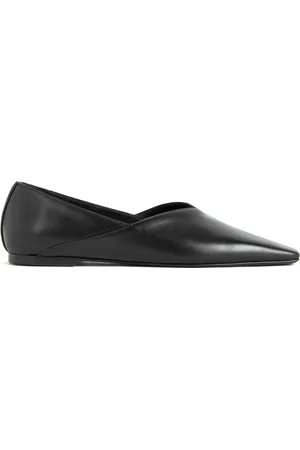 Totême The Everyday Leather Flats