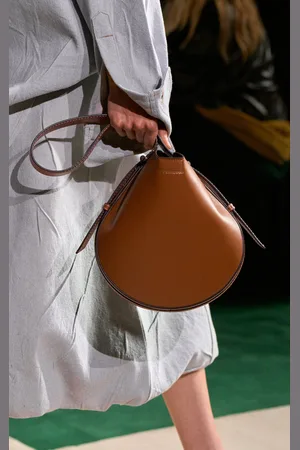 Victoria Beckham Dia Leather Shoulder Bag